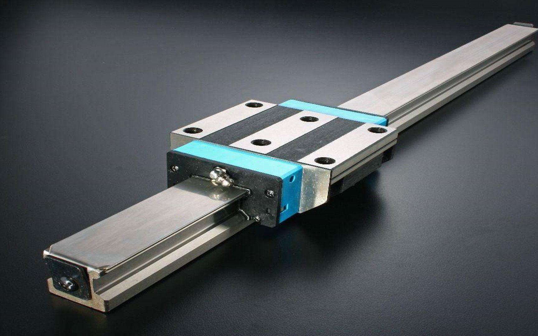 过载保护：传感器与配重平衡装置的应用